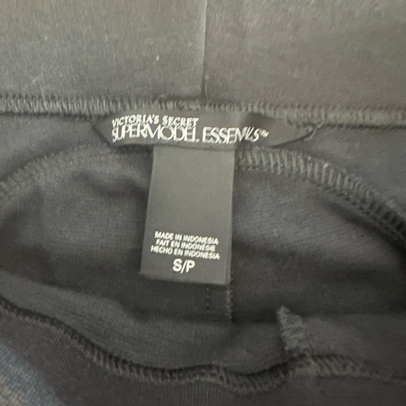 Victoria’s Secret supermodel Essentials ponte pants - Picture 8 of 10